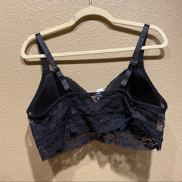 Women’s Plus Size Lace Bra - Picture 3 of 5